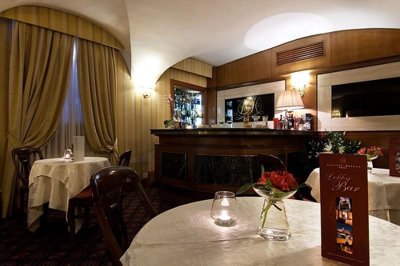 Atlante Garden Hotel Rome Exterior photo
