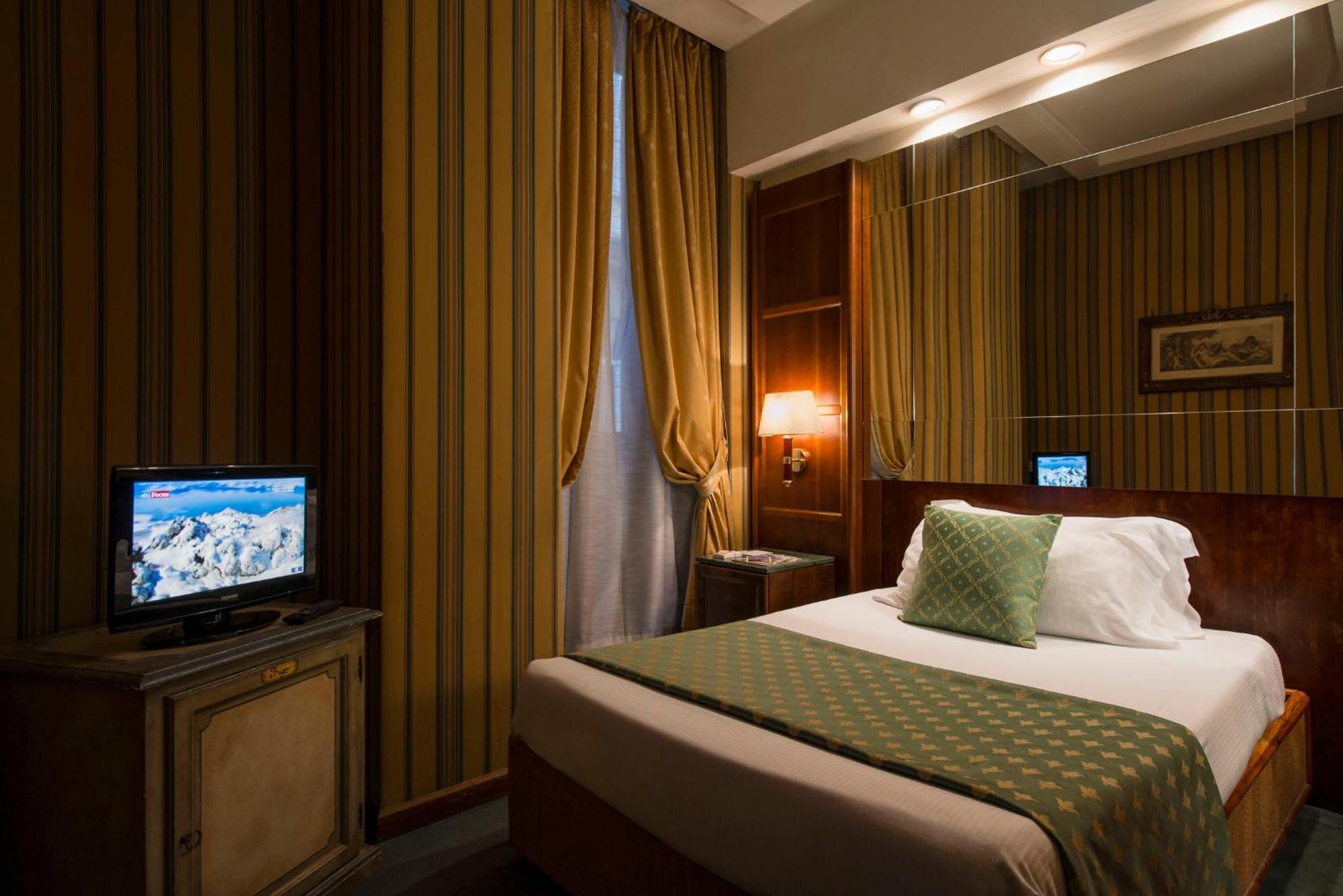 Atlante Garden Hotel Rome Exterior photo