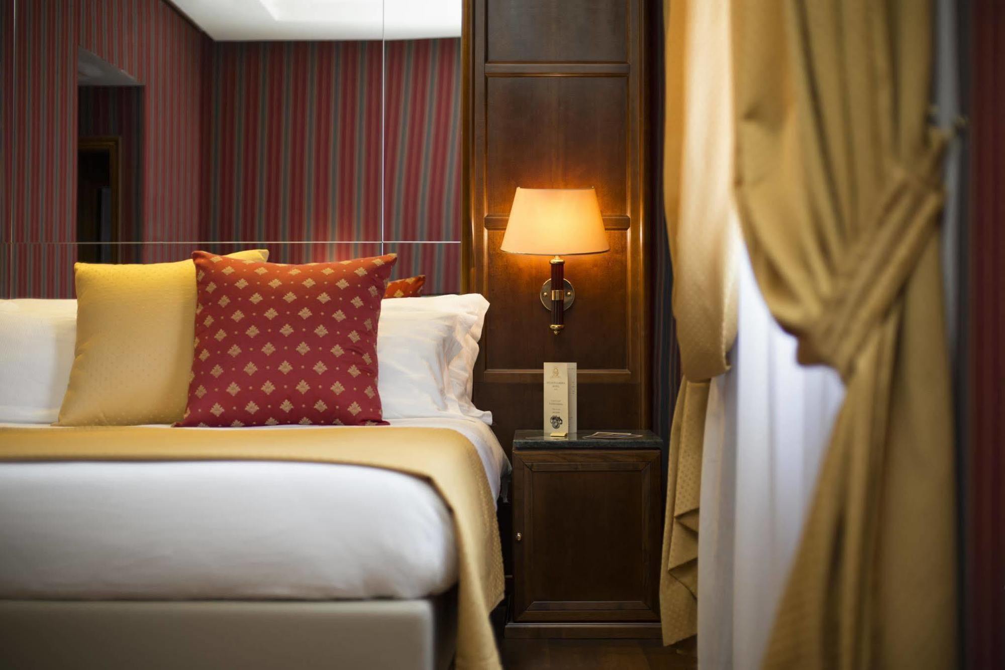 Atlante Garden Hotel Rome Exterior photo