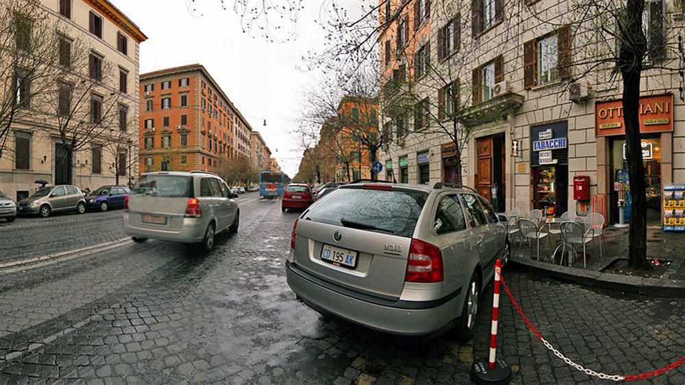 Atlante Garden Hotel Rome Exterior photo